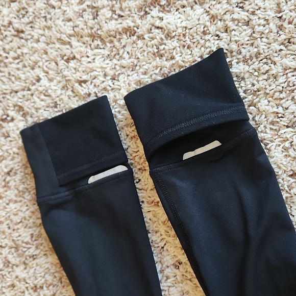 Under Armour - Jacket - Medium - Picture 10 of 12